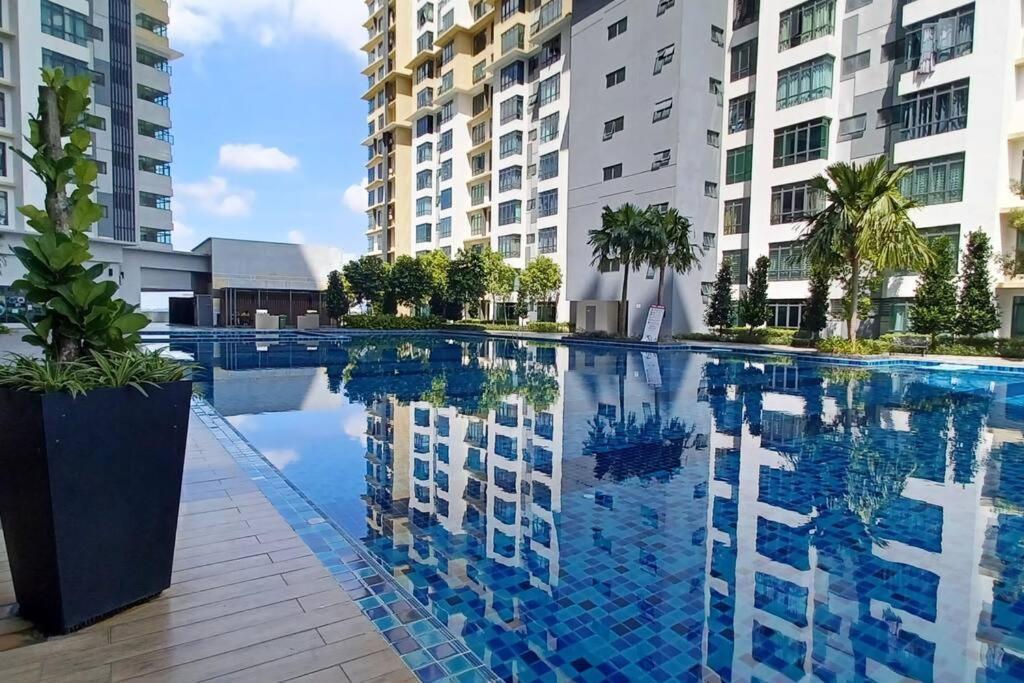 Homestay Arc Cozyhome Austin Hills 4-5Pax Johor Bahru Bagian luar foto